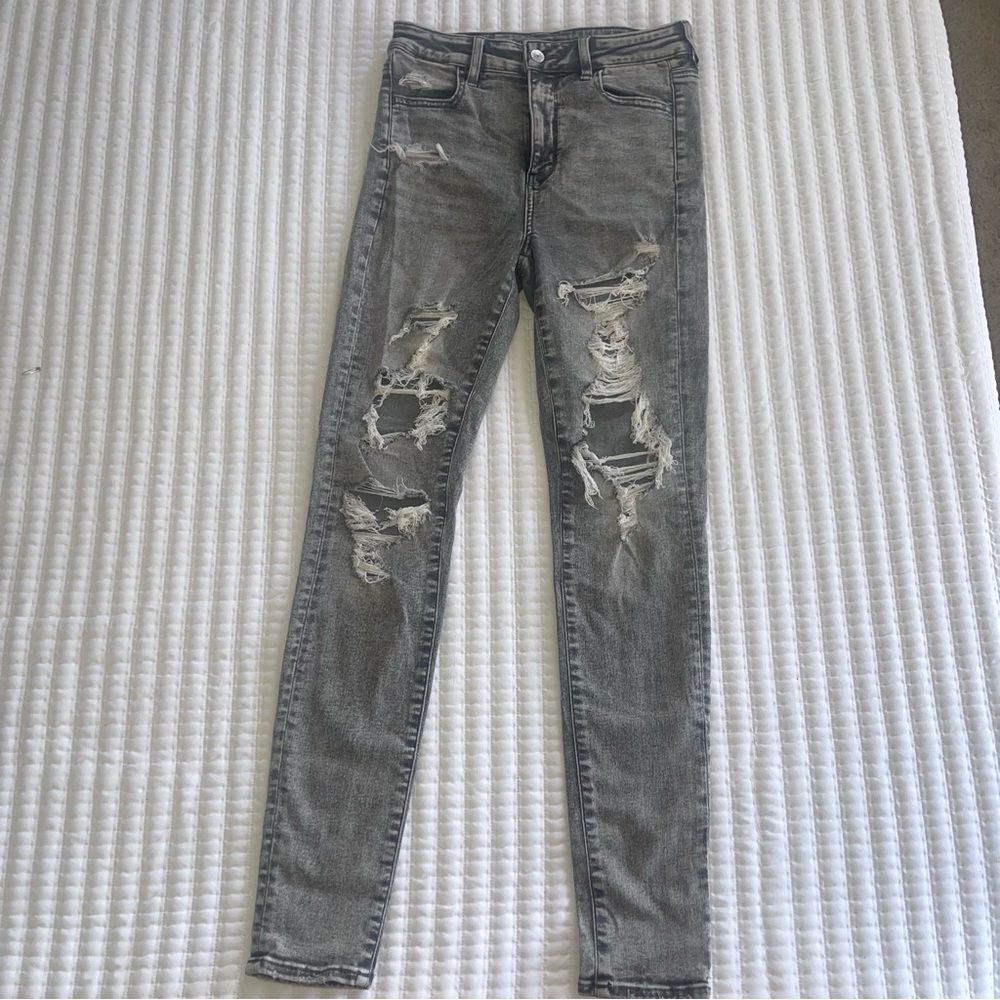 American Eagle Distressed Gray Skinny Jeans